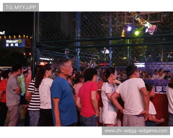 铁笼足球锦标赛:速度与技巧的终极考验